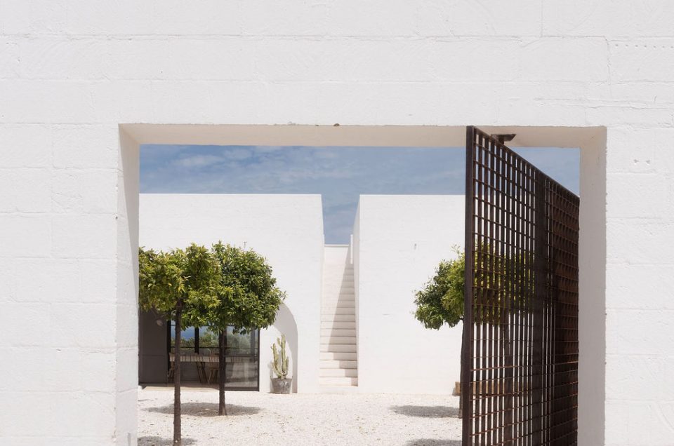 Masseria Moroseta Puglia – Modern Luxury Destination Wedding